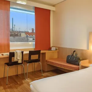 Otel Ibis Messe