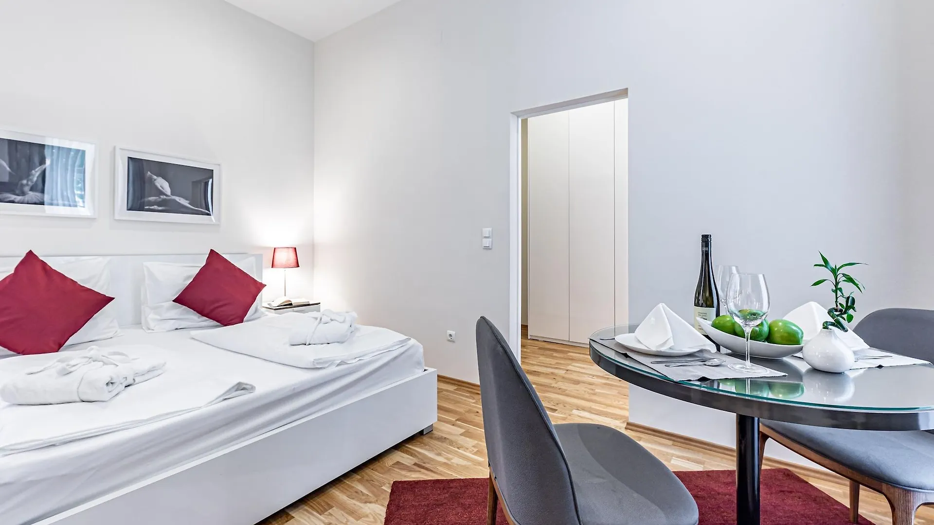 The Levante Rathaus Apartments Vienna